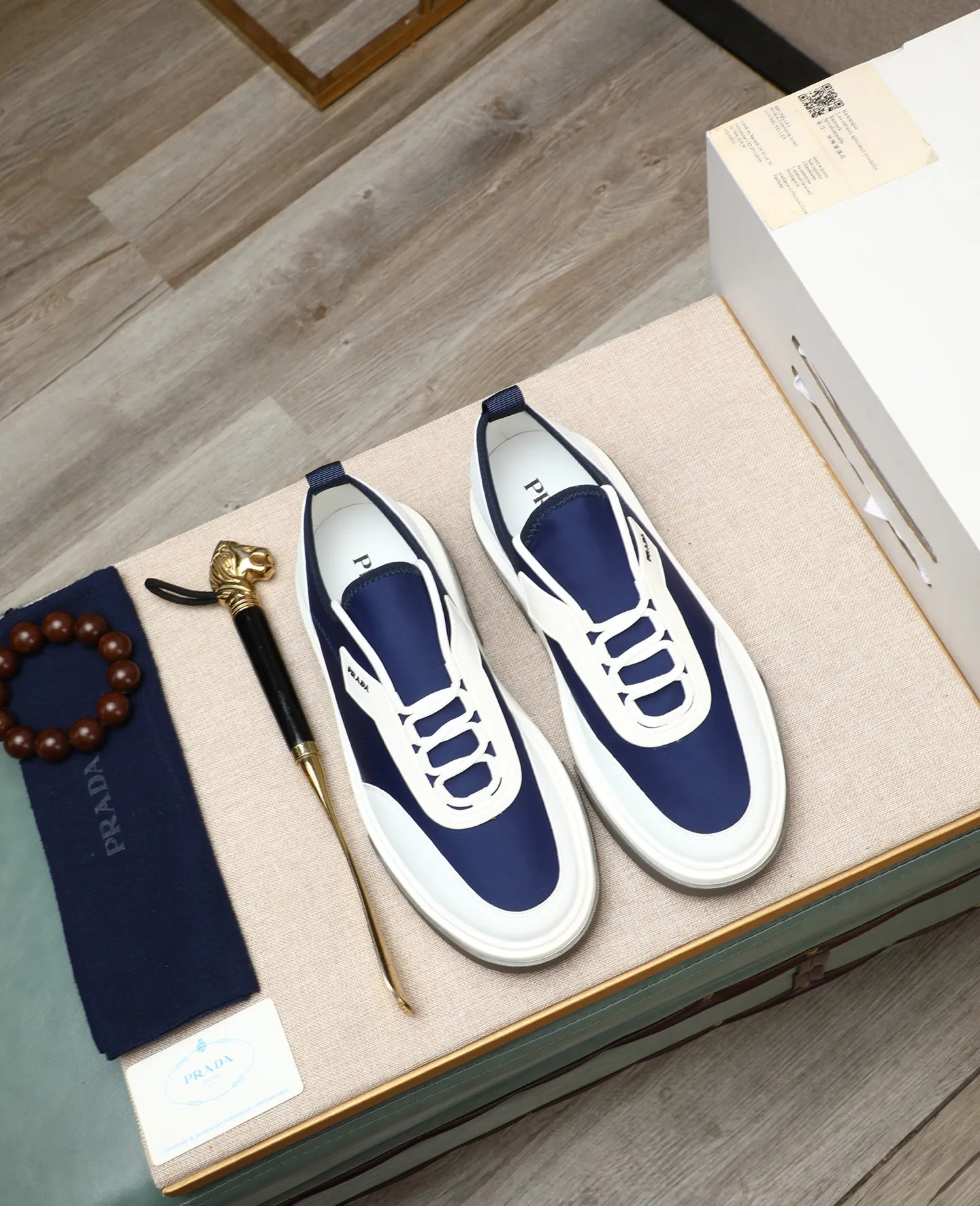 Men's shoes 💰580 [PRADA] Prada - High-end quality original order - Upper: 🔝 silk calfskin, brand canvas cloth, brand metal fasteners - Lining: mesh, foot pads; top-grade cowhide - Outsole: ultra-light TPU foam; molded outsole - Ultra-high quality control·Fine workmanship: highlighted (high-end·luxury·grade) -Size: 38-44 (45 can be customized) Wang